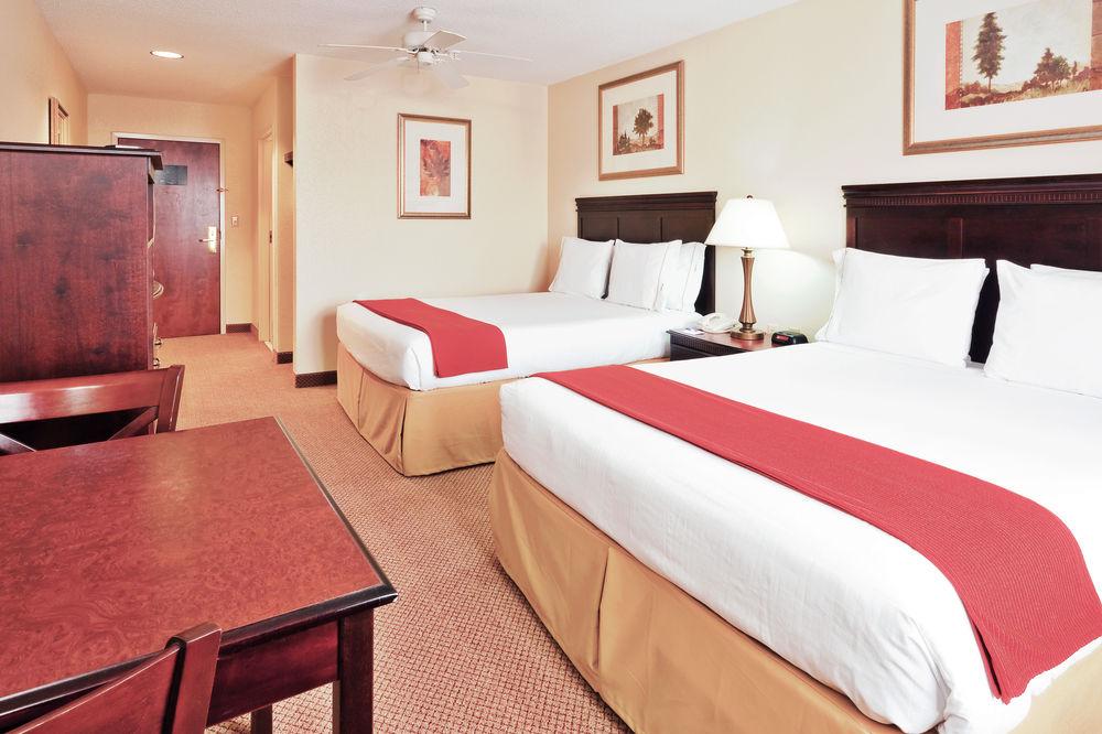 Best Western Plus Philadelphia-Choctaw Hotel And Suites Exterior photo