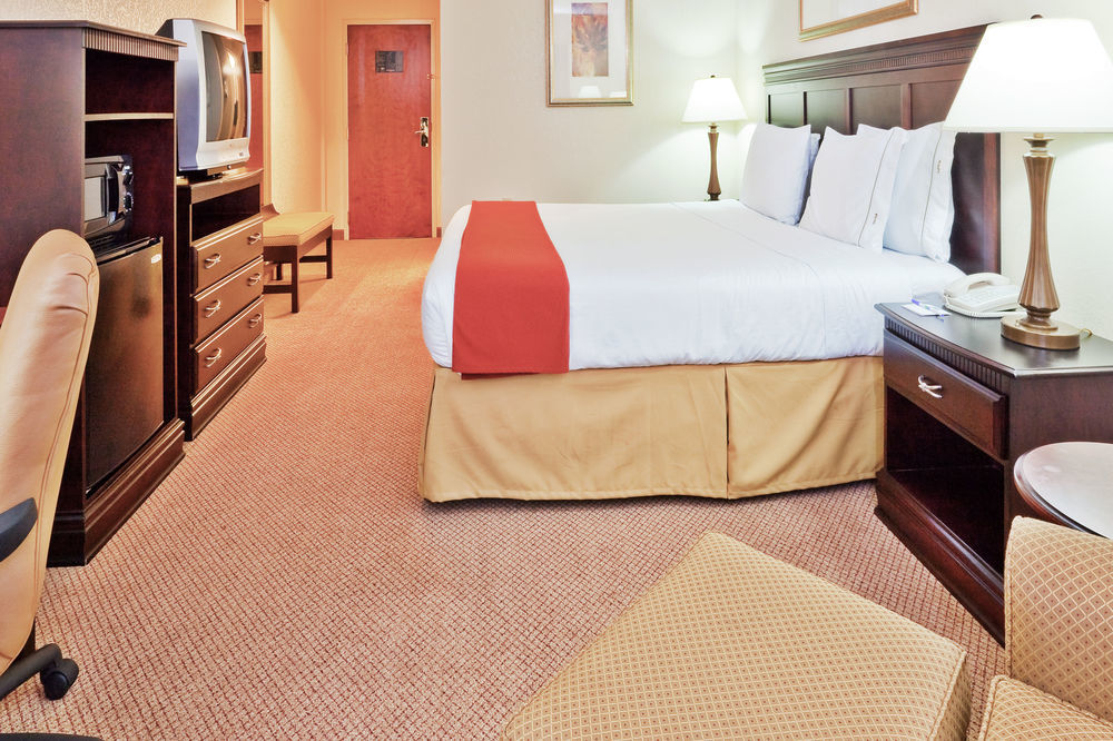 Best Western Plus Philadelphia-Choctaw Hotel And Suites Exterior photo